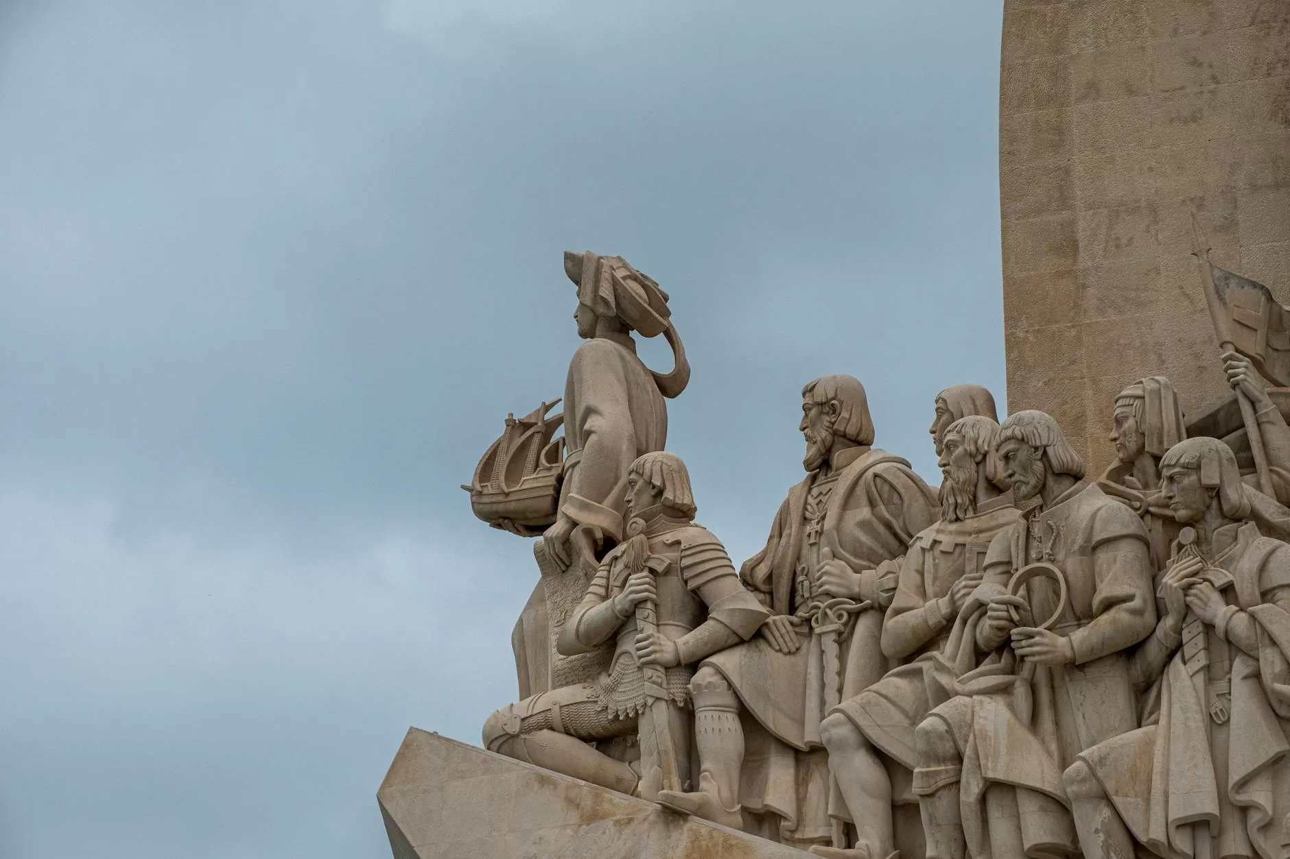 the padrao dos descobrimentos monument in lisbon portugal