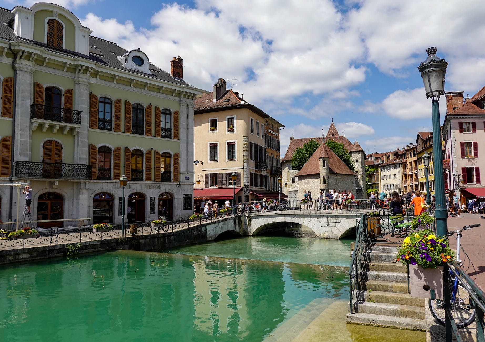 city vacation france water