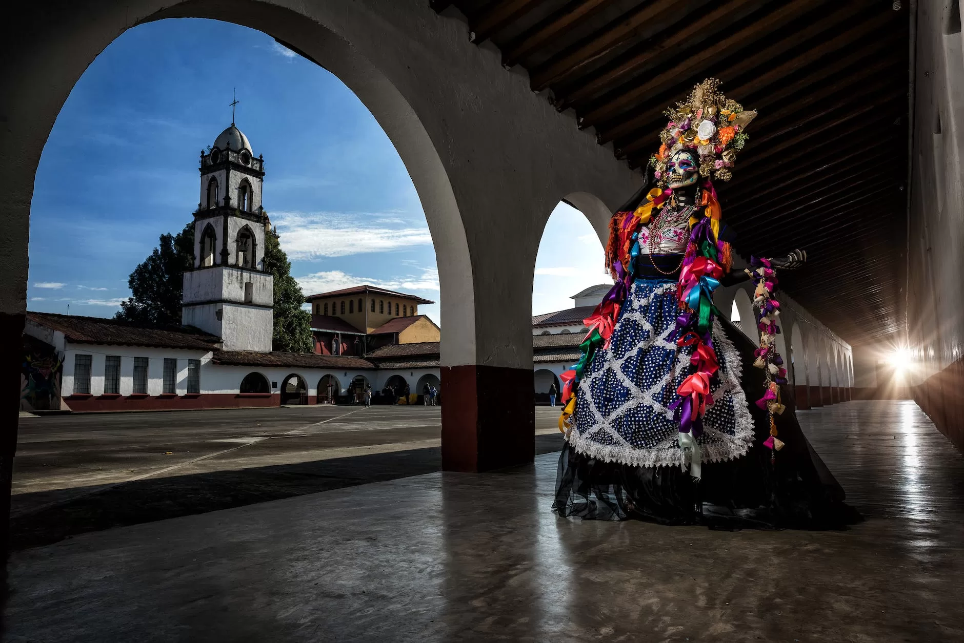 catrina near casa de la cultura in paracho de verduzco