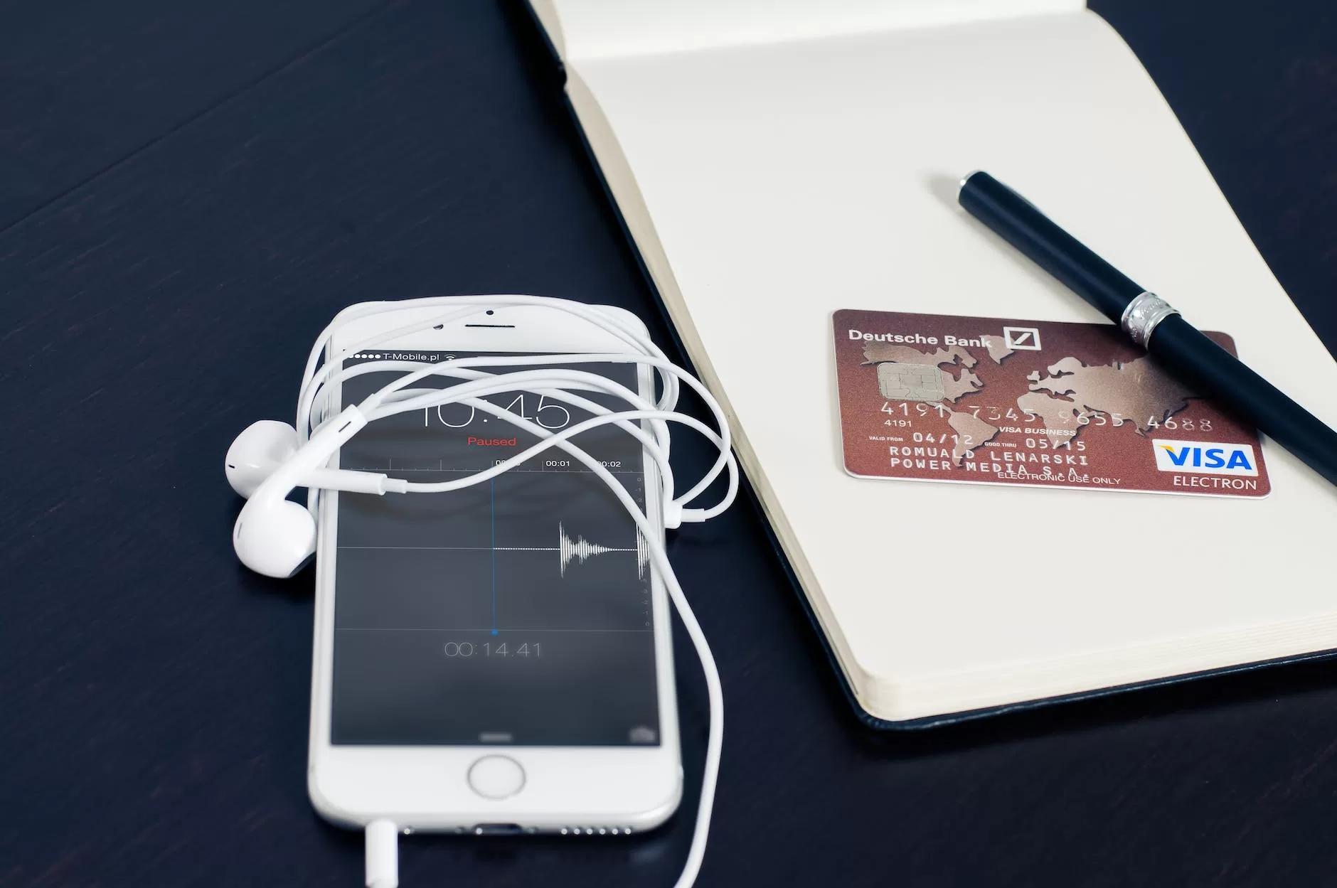 how to pick a travel credit card