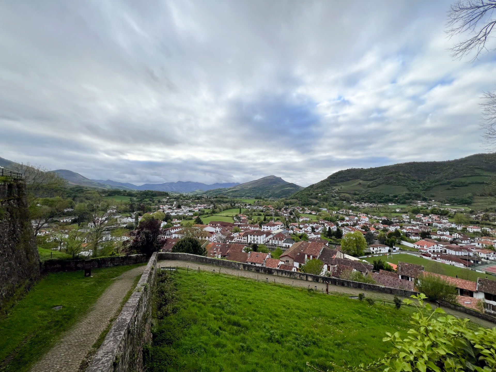 Saint-Jean-Pied-de-Port to Orisson: Camino Francés Day 1
